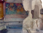 Древние фрески Храма Трех Всадников